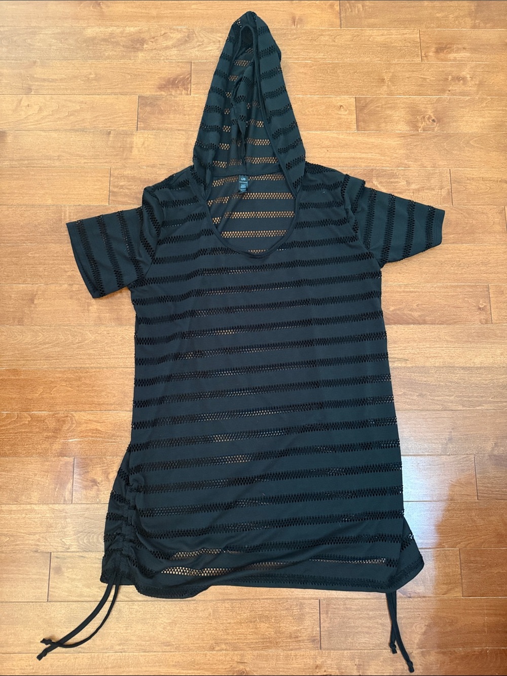 Women’s Black Striped Hooded Short-Sleeve Top